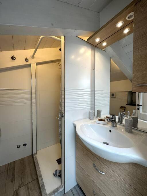 The Sweet Attic Room - De Vivo Realty Meta Di Sorrento ภายนอก รูปภาพ