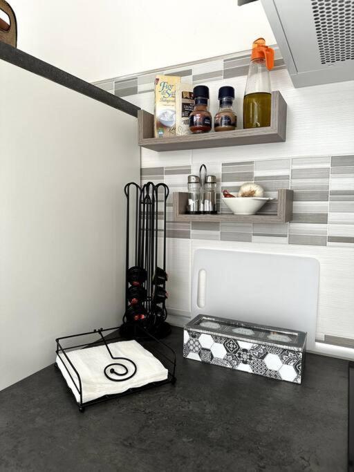 The Sweet Attic Room - De Vivo Realty Meta Di Sorrento ภายนอก รูปภาพ